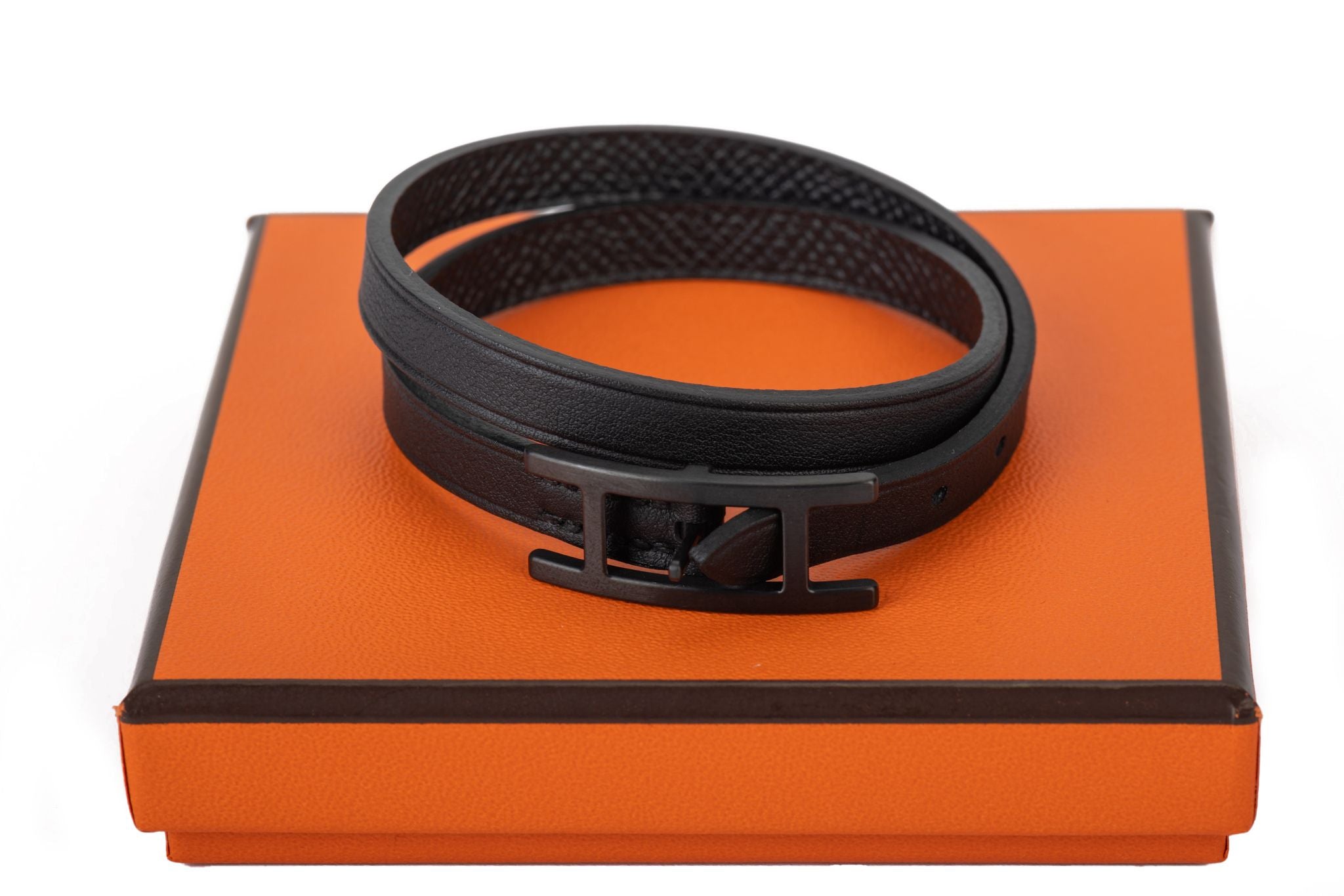 Hermès Hapi Triple Wrap Bracelet - Black, Palladium-Plated Wrap, Bracelets  - HER586926 | The RealReal